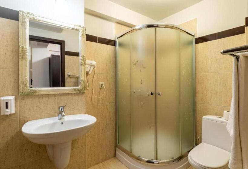 Superior Room with Terrace, Restaurant Alesia