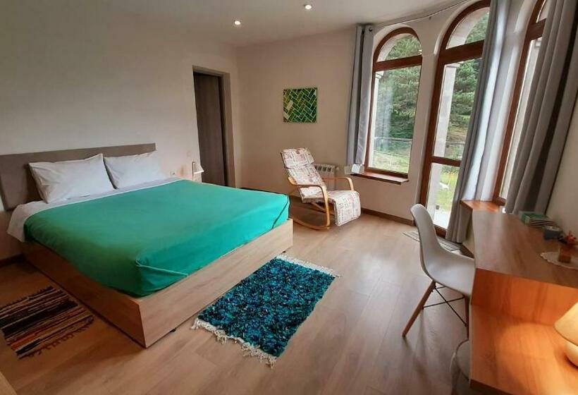 اتاق لوکس با بالکن, Lermont Guest House