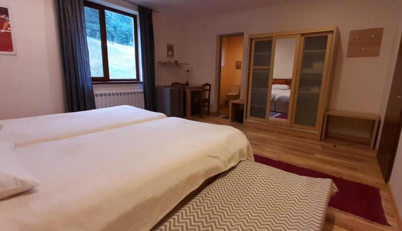 اتاق لوکس خانوادگی, Lermont Guest House