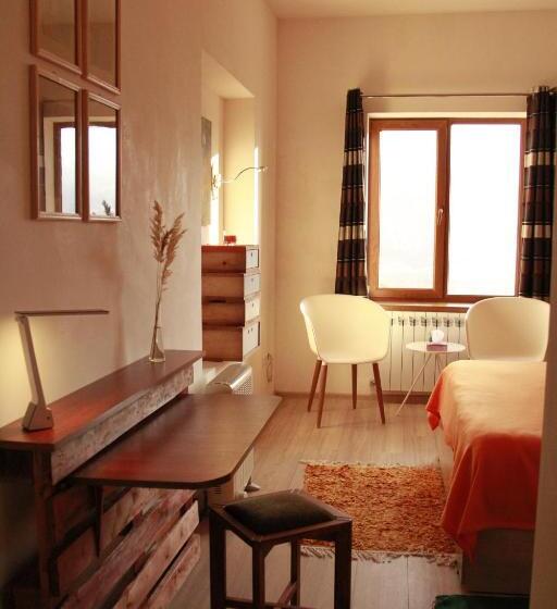 اتاق لوکس, Lermont Guest House
