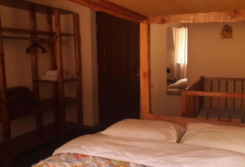 اتاق خانوادگی با چشم‌انداز باغ, Lermont Guest House