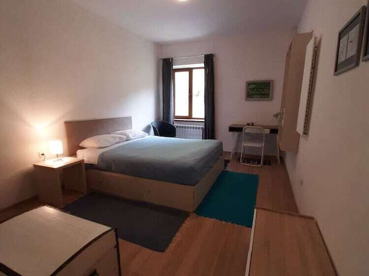 اتاق اکونومی, Lermont Guest House