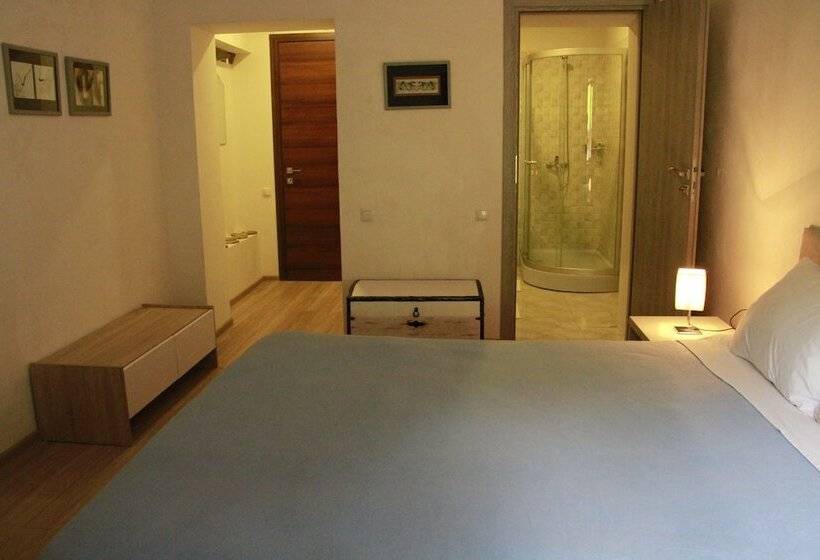 اتاق اکونومی, Lermont Guest House