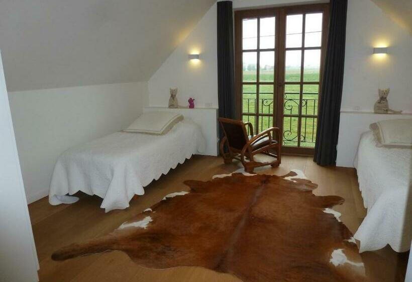 سوئیت با وان آب گرم, B&b 't Hof Van Spiere