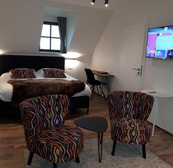 اتاق لوکس چهار تخته, B&b 't Hof Van Spiere