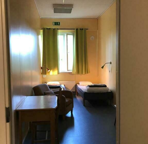 اتاق استاندارد با سرویس بهداشتی مشترک, Godby Vandrarhem