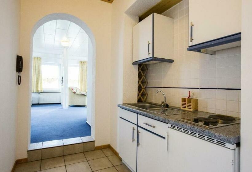 اتاق استاندارد چهار تخته, Pension Waldblick Garni