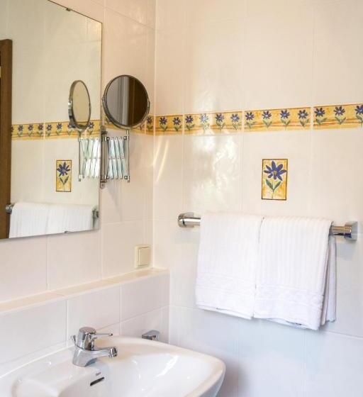 اتاق استاندارد, Pension Waldblick Garni