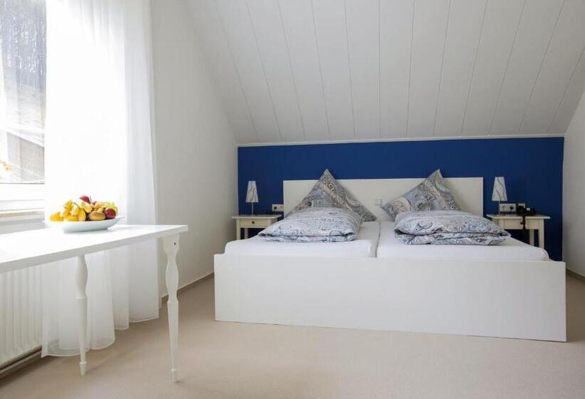 اتاق استاندارد, Pension Waldblick Garni