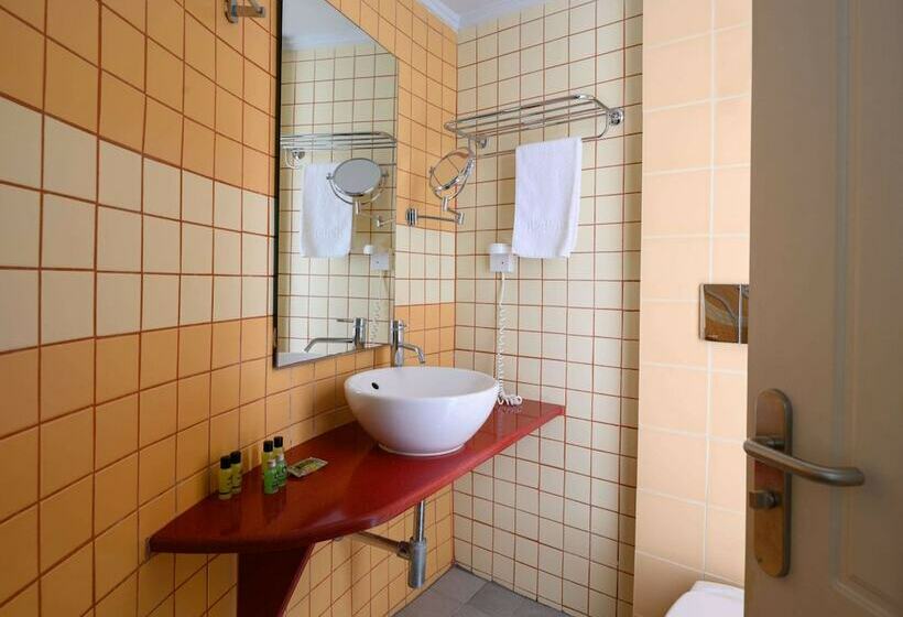سوییت جونیور, Afroditi Venus Beach Resort