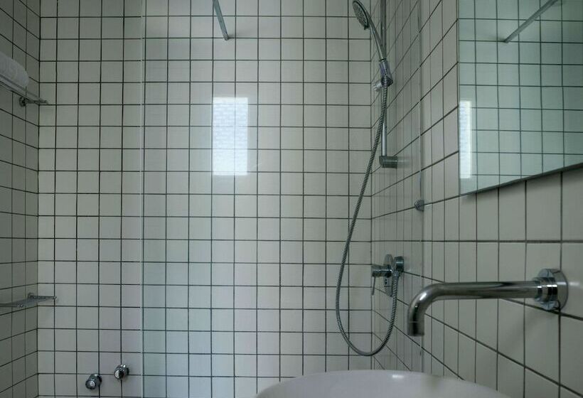 سوییت جونیور, Afroditi Venus Beach Resort