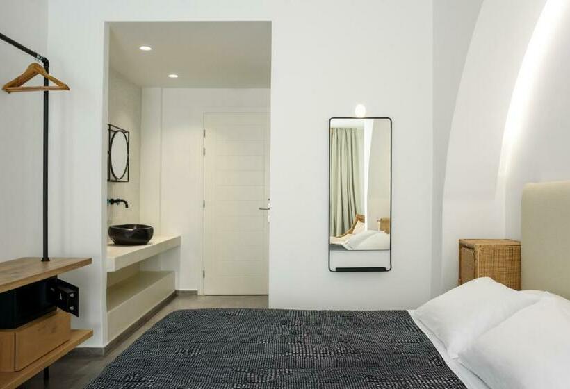 سوئیت جونیور با ماساژ آبی, Afroditi Venus Beach Resort