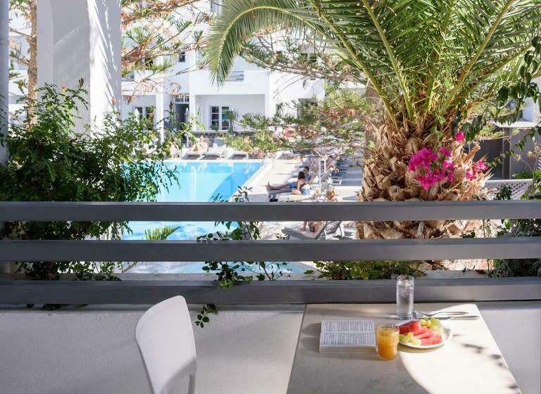 سوییت, Afroditi Venus Beach Resort