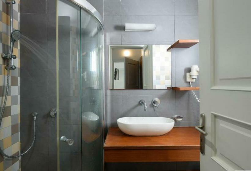 سوییت, Afroditi Venus Beach Resort