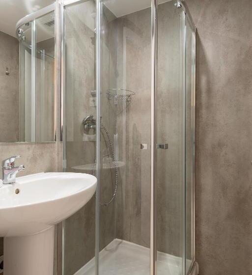 سوییت, Apartamentos Recoletos