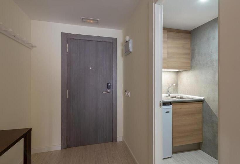 سوییت, Apartamentos Recoletos