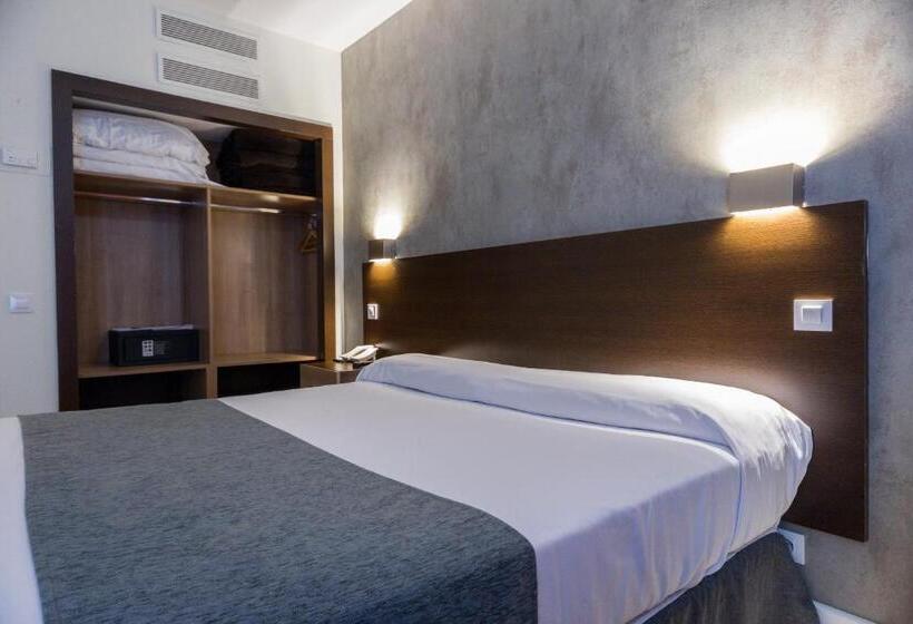 سوییت, Apartamentos Recoletos
