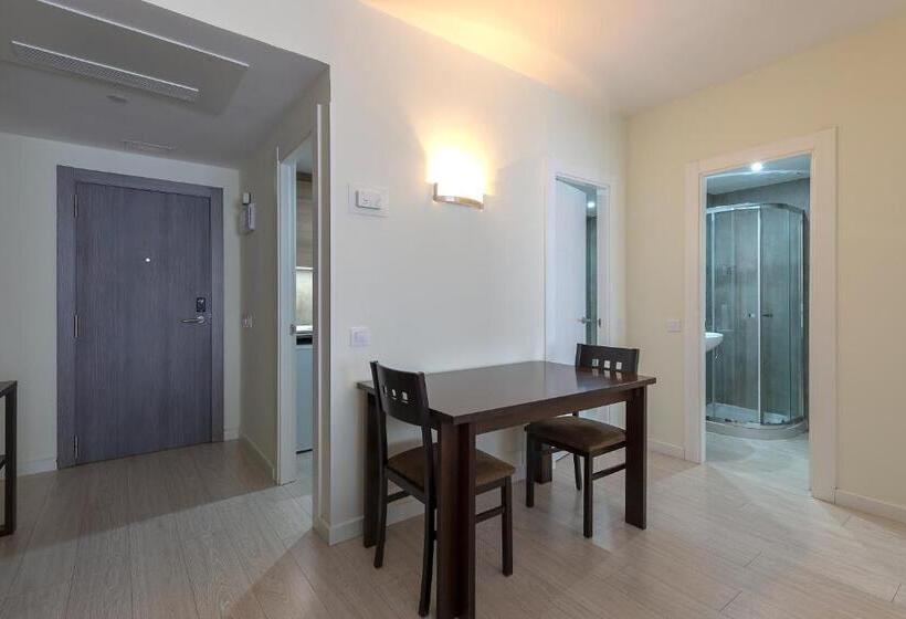 سوییت, Apartamentos Recoletos