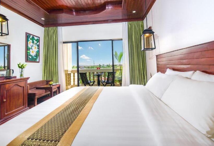 Deluxe Room King Size Bed, Borei Angkor Resort & Spa