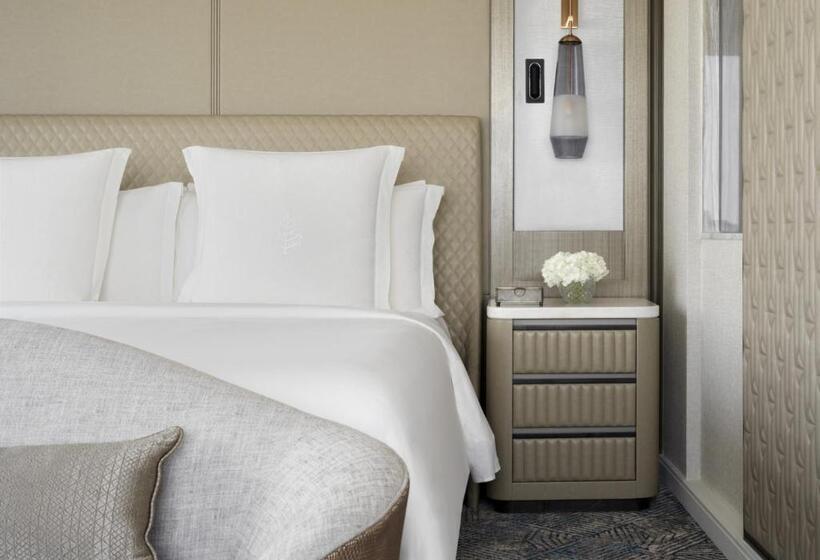 سوئیت با تخت بزرگ, Four Seasons Hotel Riyadh