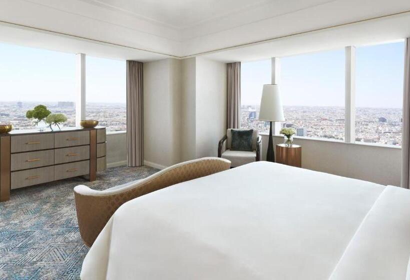 سوئیت با تخت بزرگ, Four Seasons Hotel Riyadh