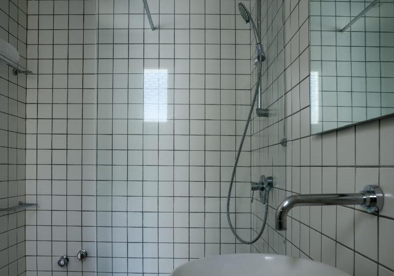 سوییت جونیور, Afroditi Venus Beach Resort