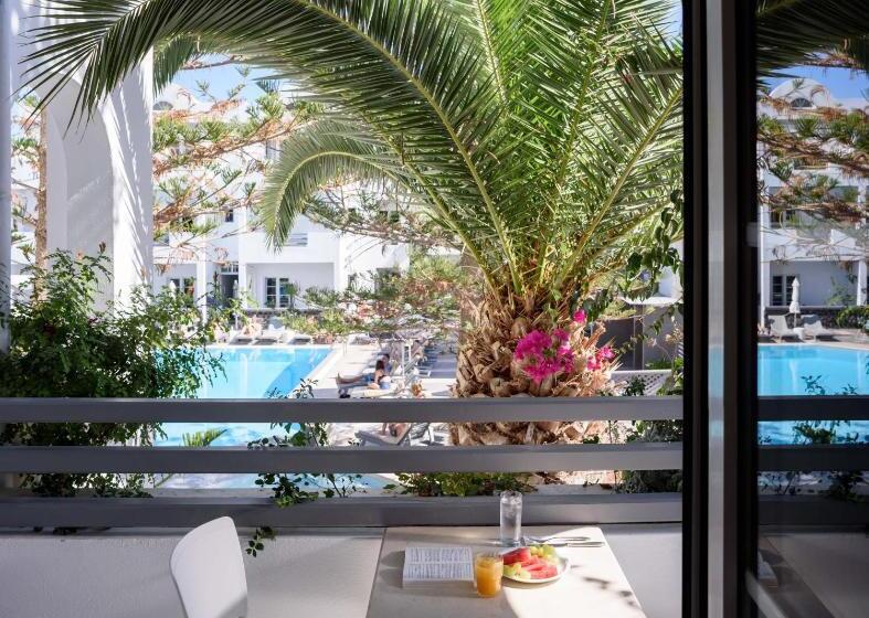 سوییت, Afroditi Venus Beach Resort