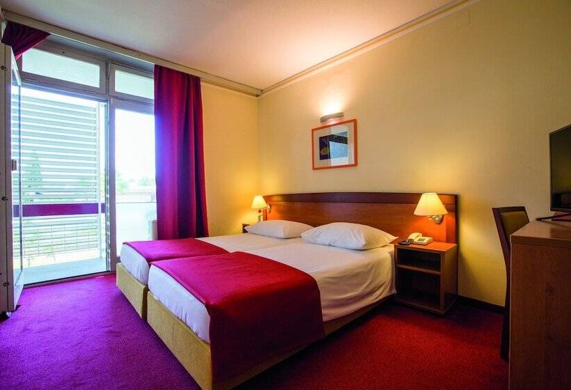 اتاق استاندارد با چشم‌انداز پارک, Amadria Park Beach Hotel Niko