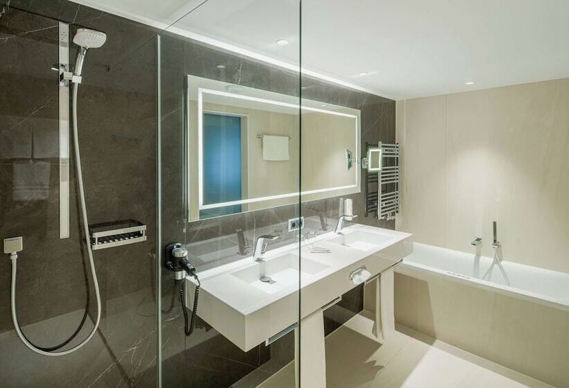 اتاق لوکس, Best Western Plus Hotel Böttcherhof
