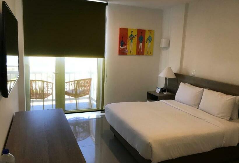 سوییت جونیور, Decameron Maryland All Inclusive