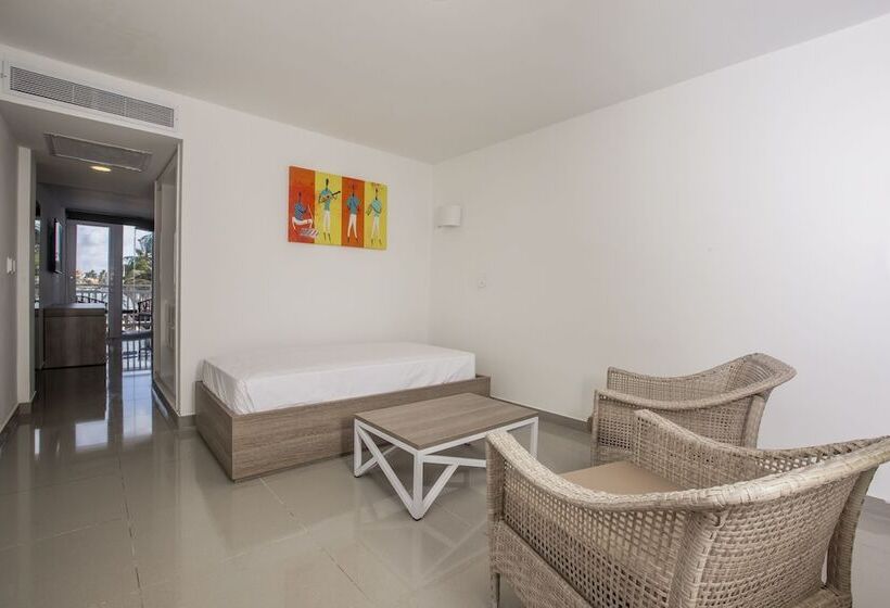 Suite Junior, Decameron Maryland All Inclusive