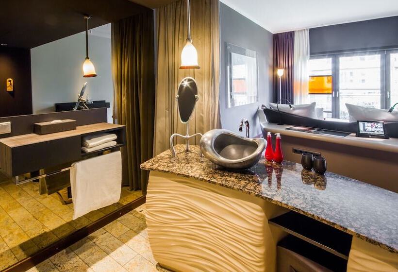 اتاق استاندارد, East Hotel Hamburg