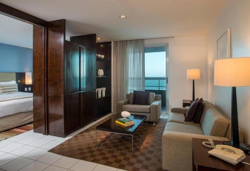 Junior Suite, Luzeiros Fortaleza