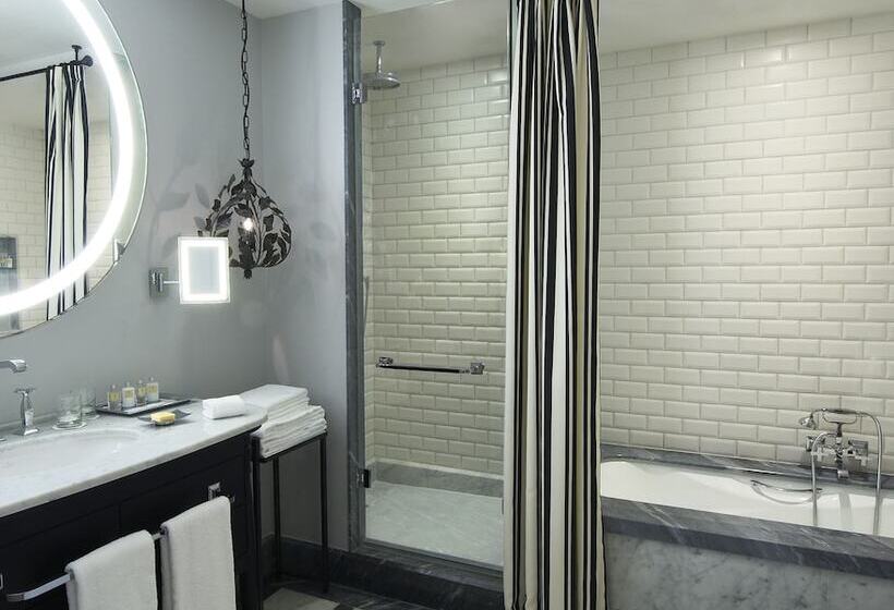 带河湖景观的套房, Maria Cristina, A Luxury Collection Hotel, San Sebastian