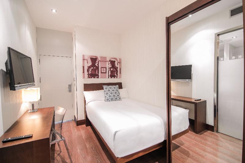 اتاق استاندارد یک نفره, Petit Palace Marques Santa Ana