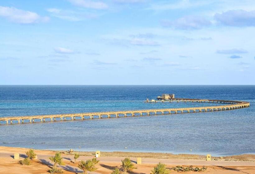 غرفة قياسية سرير كينج, Sheraton Soma Bay Resort