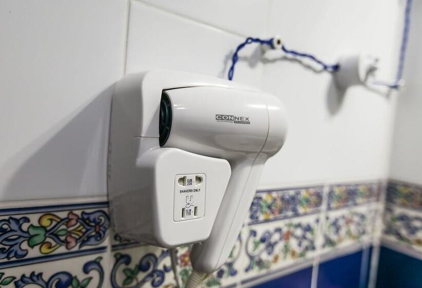 سوییت جونیور, Sokol Hotel Suzdal