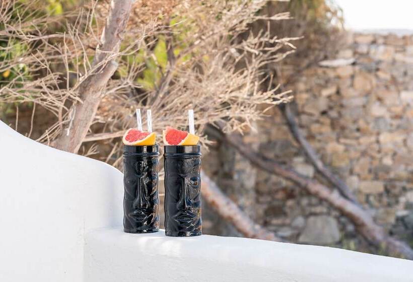اتاق کلاسیک سه تخته, Tharroe Of Mykonos Boutique