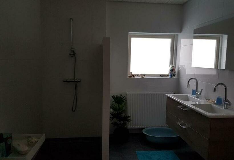 اتاق استاندارد, B&b Loon