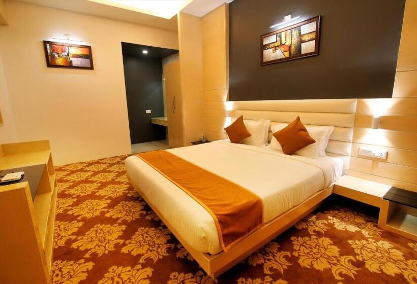 اتاق استاندارد با تخت بزرگ, Imperial Heights