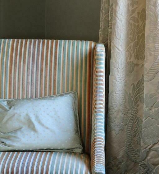 اتاق استاندارد چهار تخته, Inn On The Lake