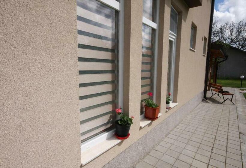 带1个卧室的豪华别墅, Villa Jerman