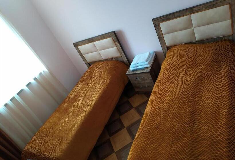 اتاق استاندارد, Alex Hotel In Shinuhayr
