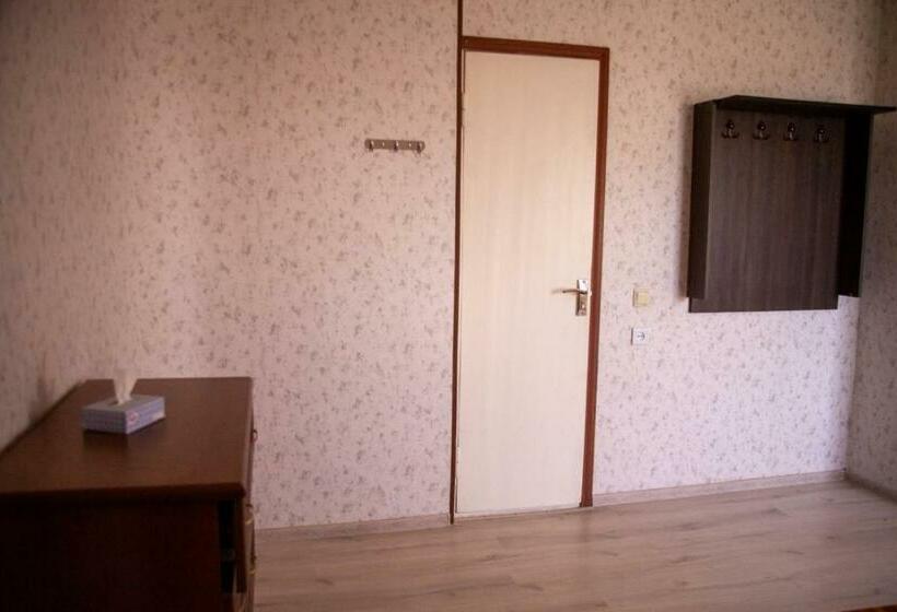 اتاق خانوادگی, B&b Sunrise House Aygavan