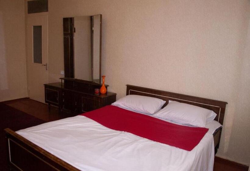 اتاق لوکس, B&b Sunrise House Aygavan
