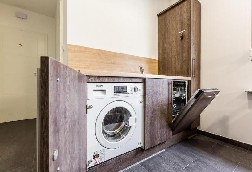 דירת דופלקס בת חדר שינה 1, Deluxe Haus Glessen   Zentral Zu Köln!