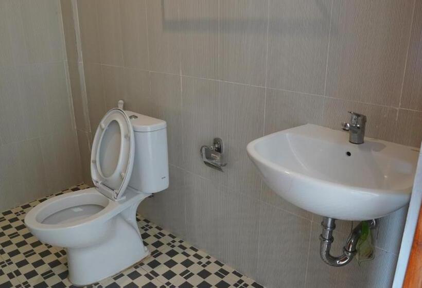 اتاق لوکس, Artaloka Hotel & Restaurant
