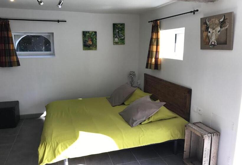 اتاق استاندارد, La Petite Ferme