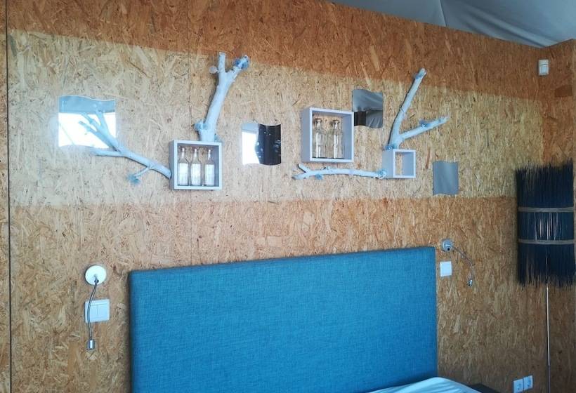 چادر با خدمات رفاهی استاندارد, Natura Glamping