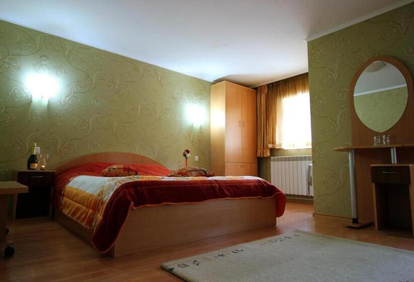 اتاق استاندارد با تخت بزرگ, Discret Hotel & Restaurant